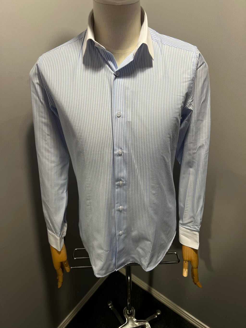 Light blue Contrast collar shirt