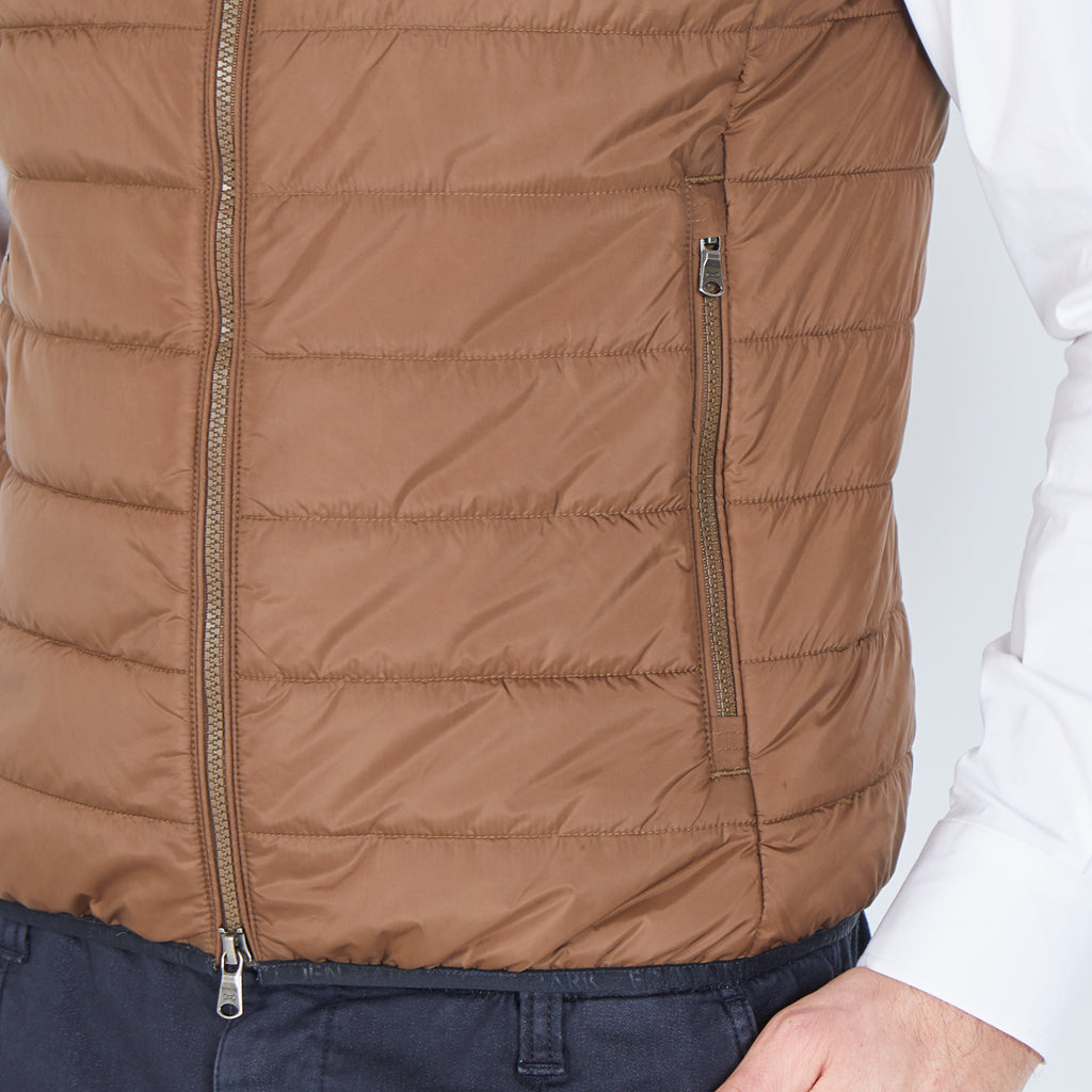 Brown sleeveless puffa jacket Gilet